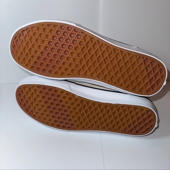 VANS Filmore Hi Embroidered Butterfly Mars Hi-Top Sneakers Sizes 7.5 - 8 - 8.5 - Picture 5 of 16